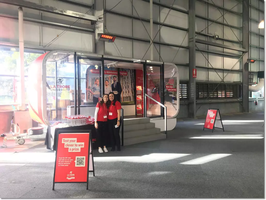 generar leads en un evento: quiz en un estand de una feria